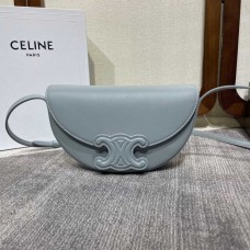 CELINE 22 new BESACETRIOMPHE 牛革 トリンプ レザー バックル クロスボディバッグ 111233